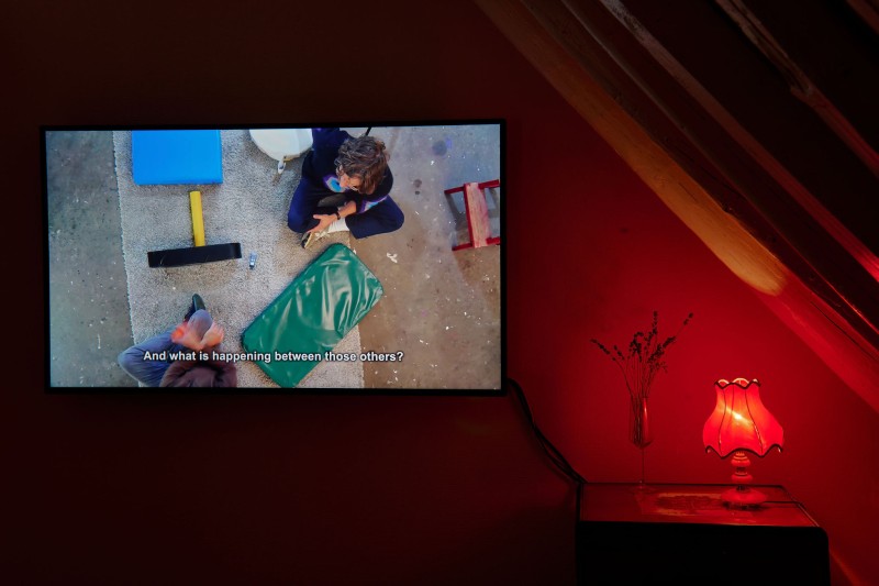 Steven Jouwersma, <em>Je vergeet jezelf nog eens</em>, 2022–2024, “It hûs is net ien” Kunsthuis SYB, 2024. Foto: Sjoerd Knol.